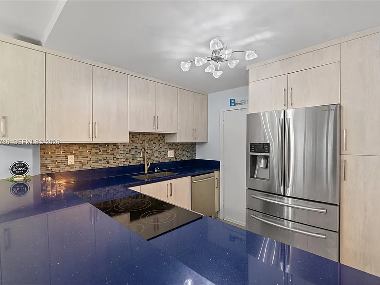3725 S Ocean Dr #311 — Photo 11
