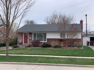31713 Conway Dr, Westland, MI 48185