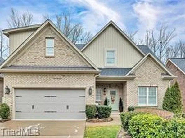 2242 Renaissance Ln, High Point, NC 27262