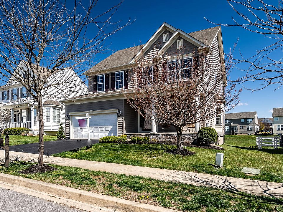 1st image of 520 Middlesex Dr