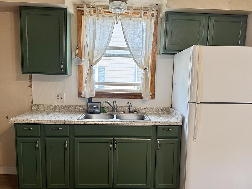 7th image of 2100 PRAIRIE STREET