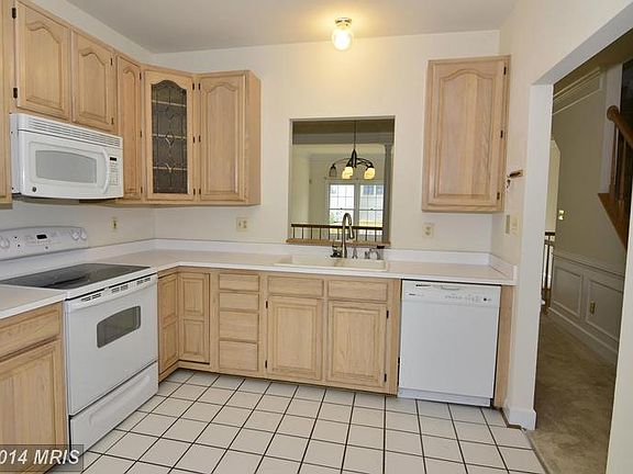 4th image of 6306 Spence Pl