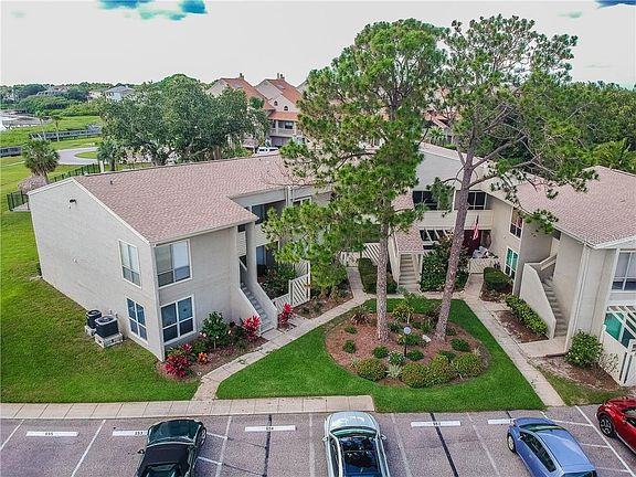 4th image of 653 Windrush Bay Dr #112