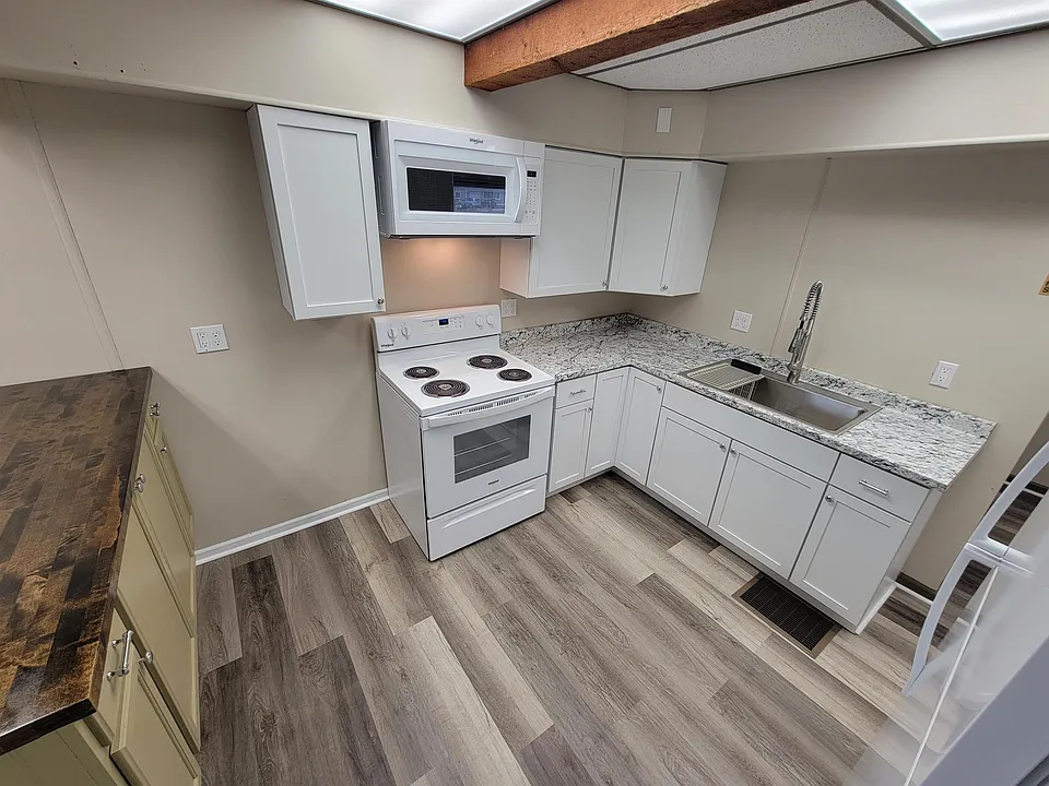 Kitchen - All NEW APPLIANCES!