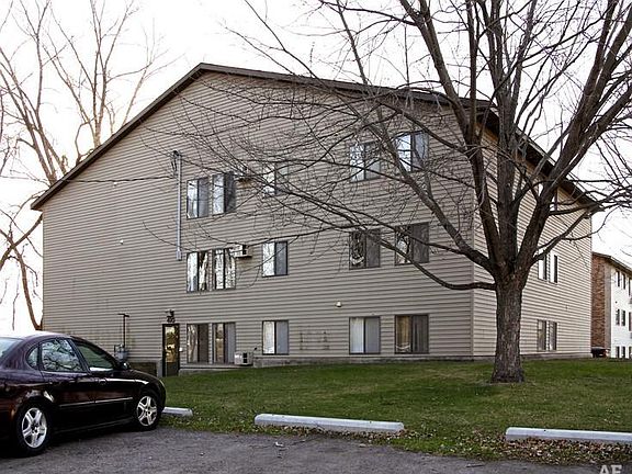 3rd image of 410 14th St S APT 302