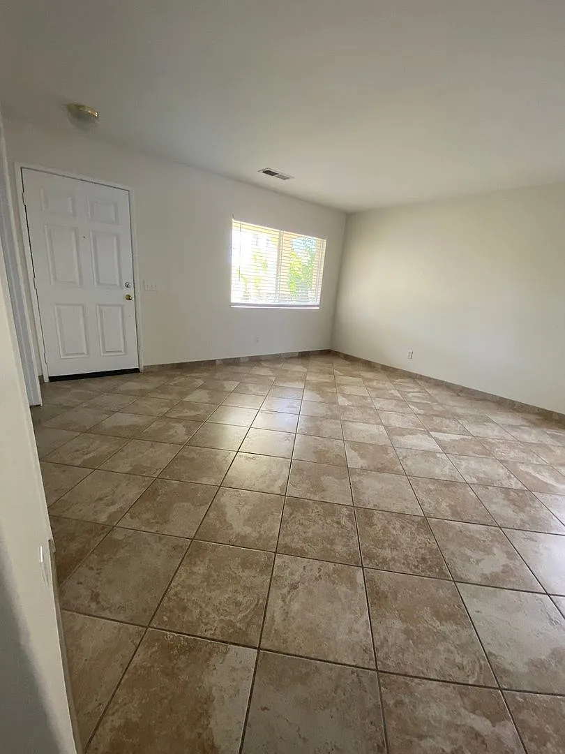 Beautiful home! — Photo 4