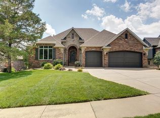5945 S Brightwater Trl, Springfield, MO 65810