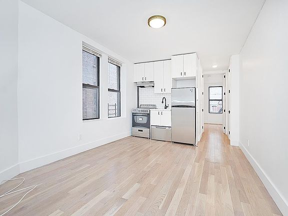 2nd image of 137 W 137th St APT 3J