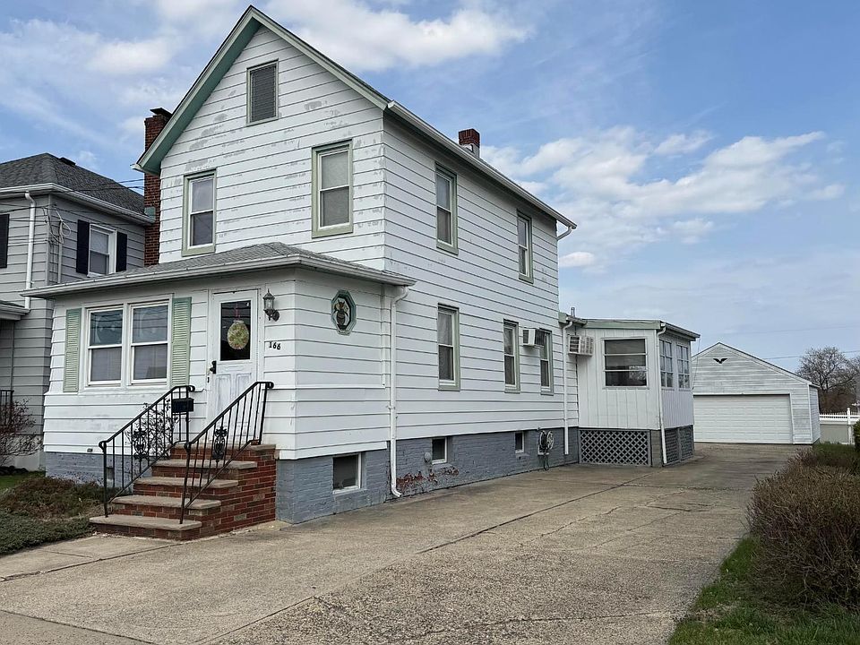1st image of 166 Pulaski Ave