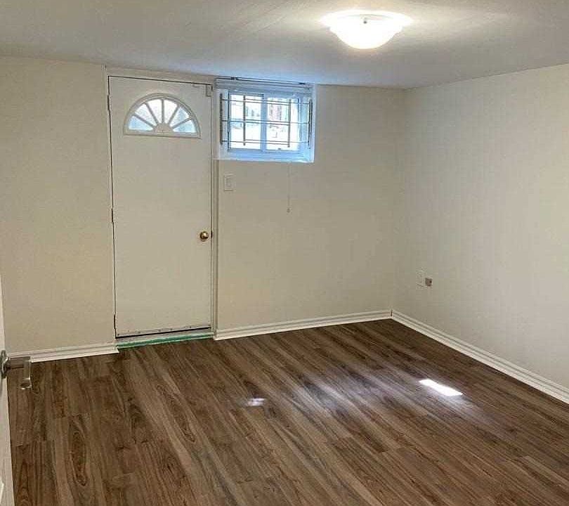 1st image of 40 Meighen Ave #Basement