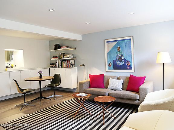 2nd image of 80 Aspen Dr APT 82