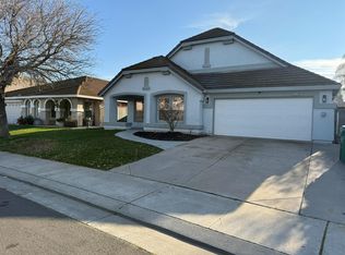 3042 Tenaya Ln, Stockton, CA 95212