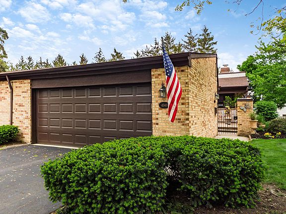 2nd image of 4540 Arlingate Dr E