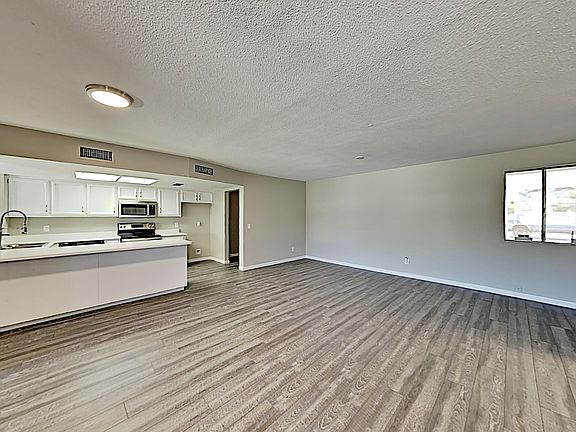 4th image of 3528 W Michelle Dr