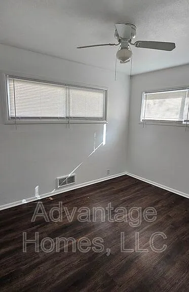 7504 E 112th St — Photo 12