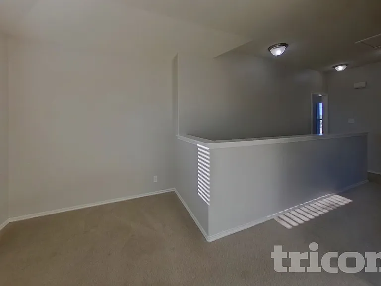 240 Dragon Ridge Rd — Photo 16