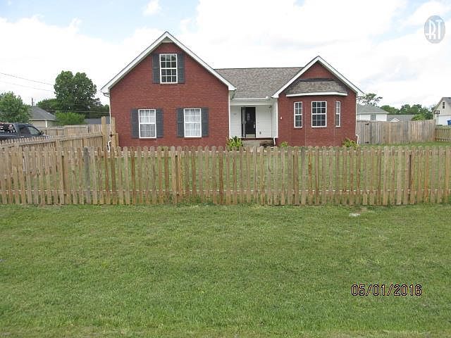 1st image of 140 Centerrock Dr