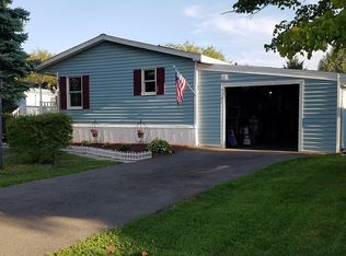 6381 Murphy Dr, Victor, NY 14564