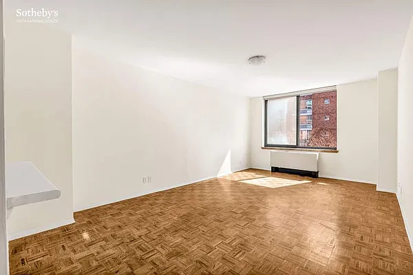 Rented by Sotheby's International Realty | media 8