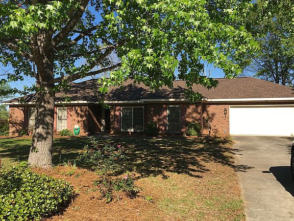 2nd image of 100 Berkshire Dr