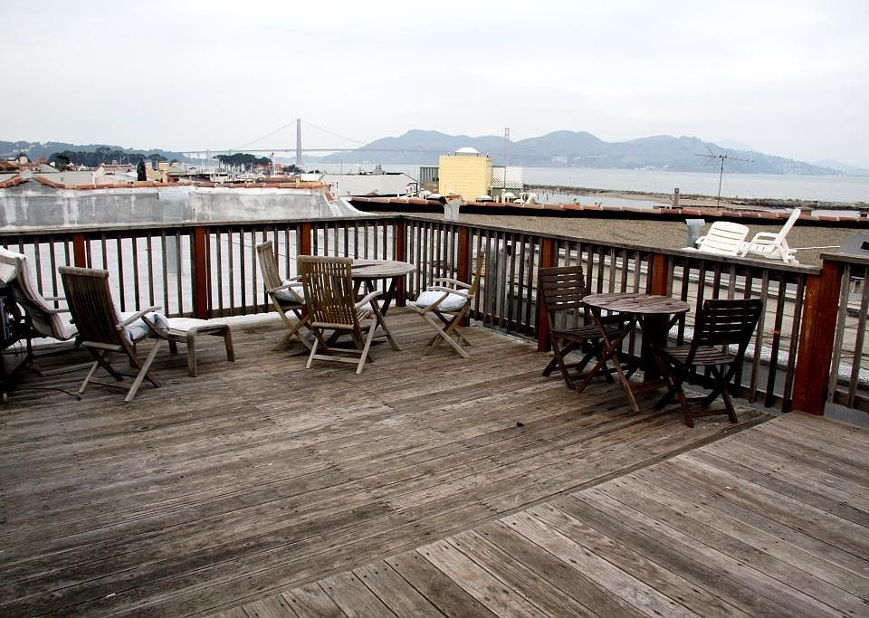 Roof Deck