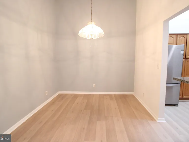 7509 Ashby Ln #N — Photo 12