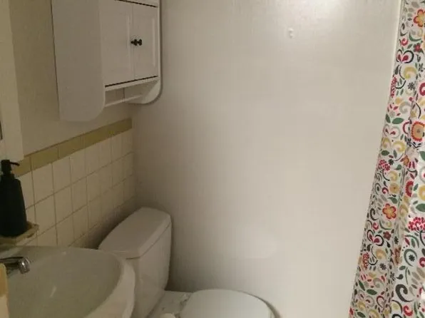 42 Lomasney Way APT 1, Boston, MA 02114