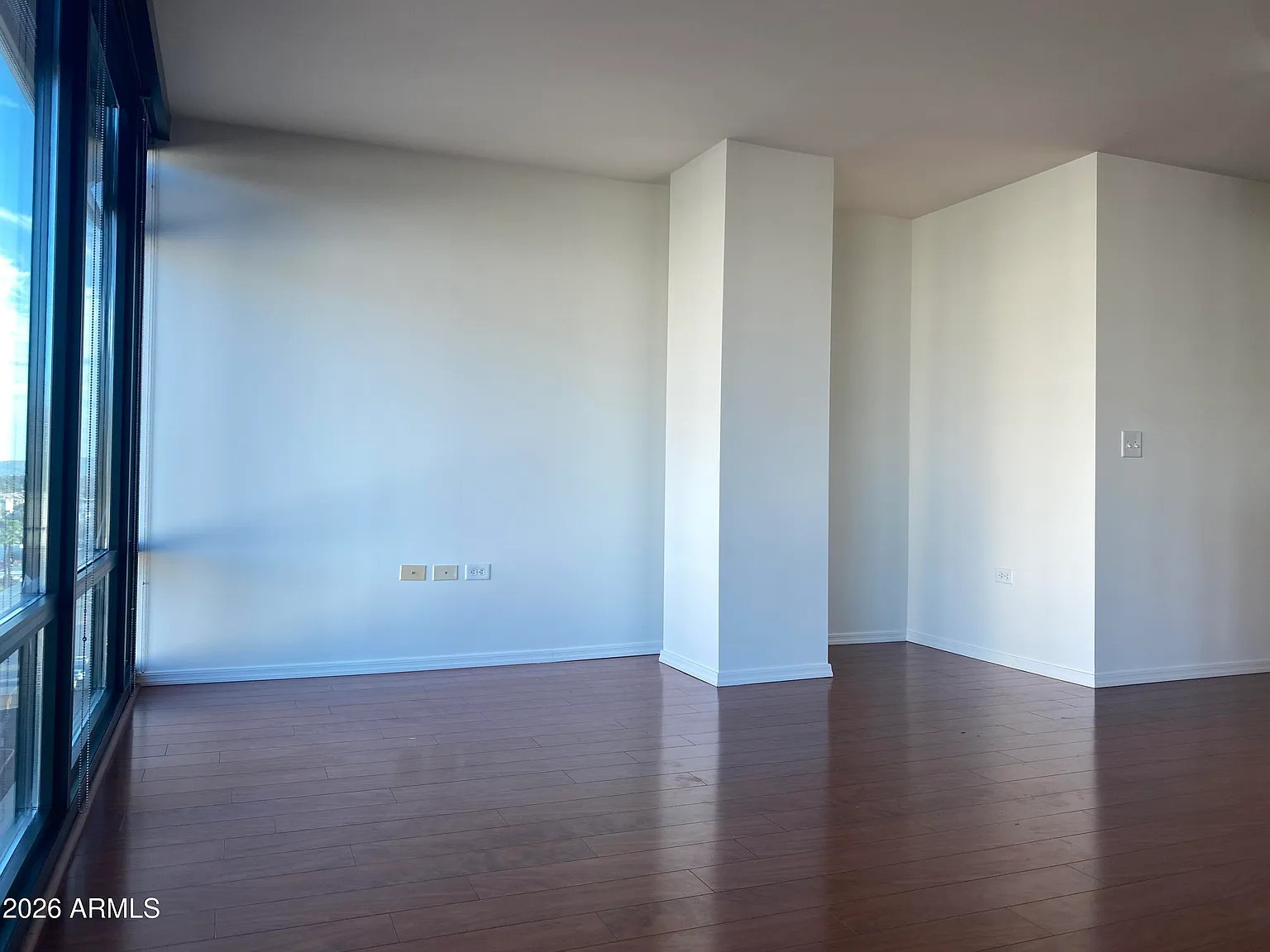 1 bed, 1.0 bath, 871 sqft, $2,350 — Photo 4