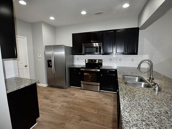 5th image of 382 Hardy Ives Ln