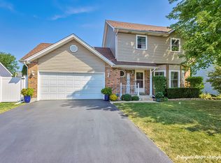 2155 N Millstone Dr, Lake Villa, IL 60046