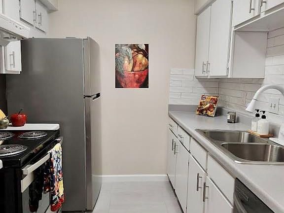 3rd image of 4641 Wild Indigo St #26/449