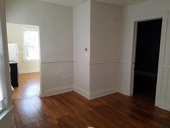 2nd image of 2427 N Booth St Lowr #