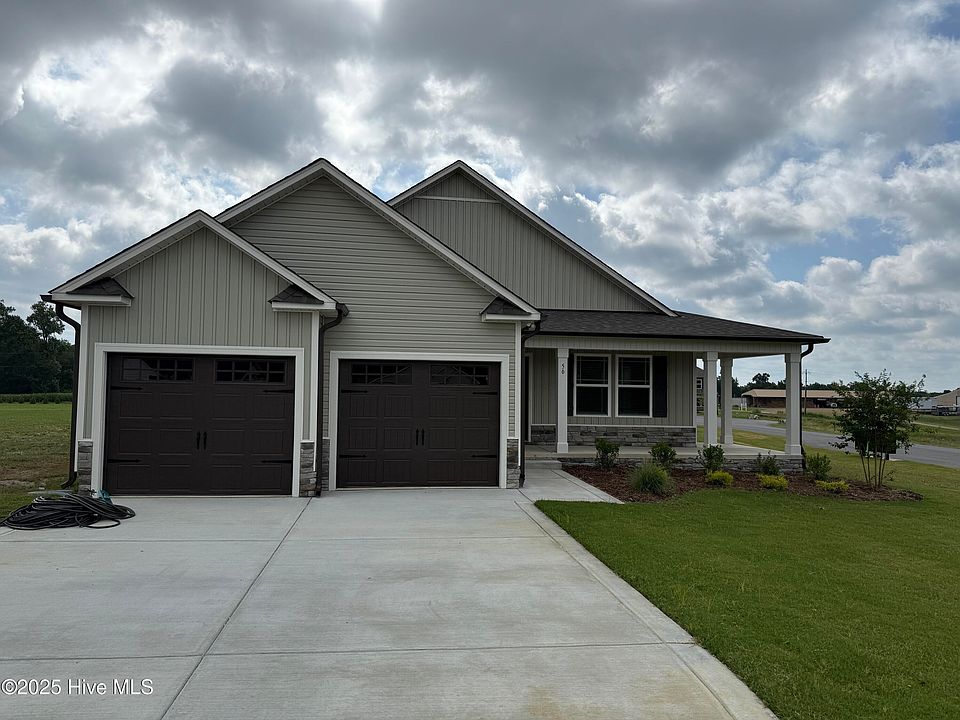 1st image of 56 Ruskin Drive