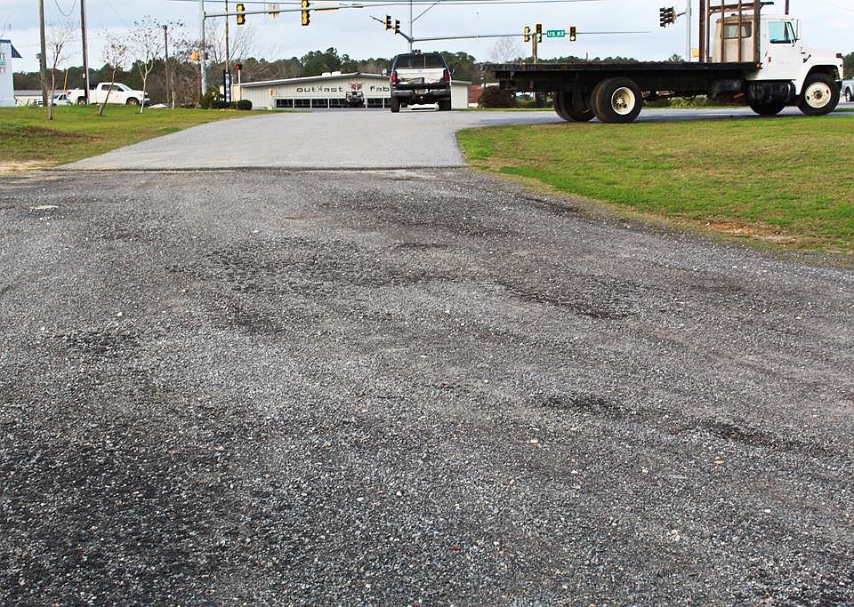 1st image of 1304 Us Hwy 82 E
