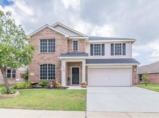 9232 Liberty Crossing Dr, Fort Worth, TX 76131