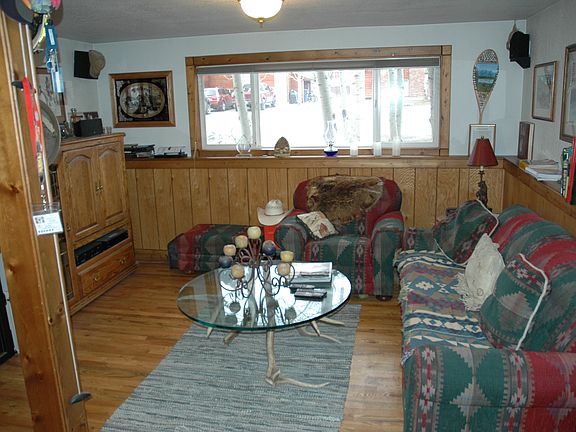 Den/Bedroom