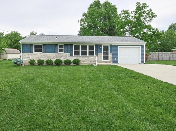 7419 Willow Dr, Blanchester, OH 45107