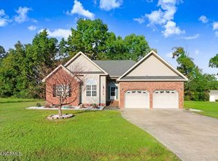 214 Carlyle Cir, Goldsboro, NC 27530