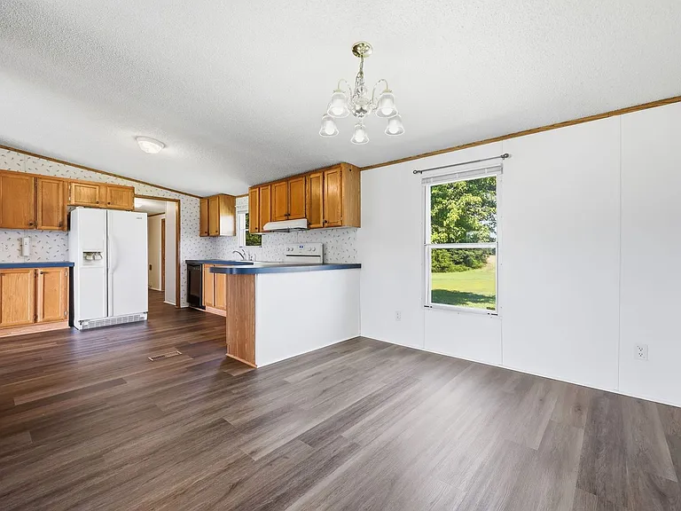 1385 Live Oak Rd — Photo 11