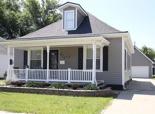 826 E Ferguson Ave, Wood River, IL