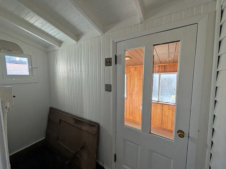 1516 Lee St — Photo 46