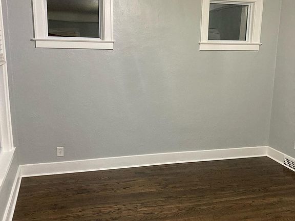 3rd image of 366 W Marshall St #366