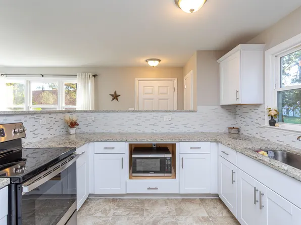 10222 S Chestnut St, Middlesex, NC 27557