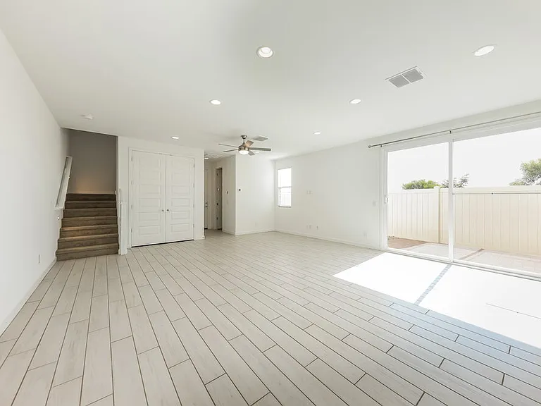 16378 W Weeping Willow Rd — Photo 7