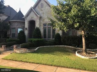 9101 Cedar Breaks Dr, North Richland Hills, TX 76182