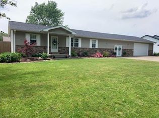121 E Park Rd, Washington, IN 47501