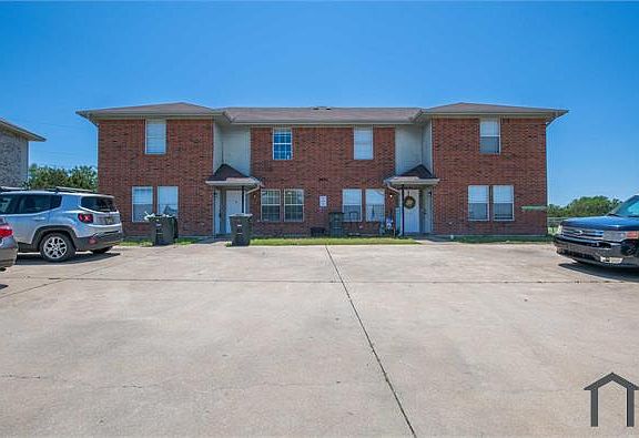 3rd image of 5906 Greengate Dr #B