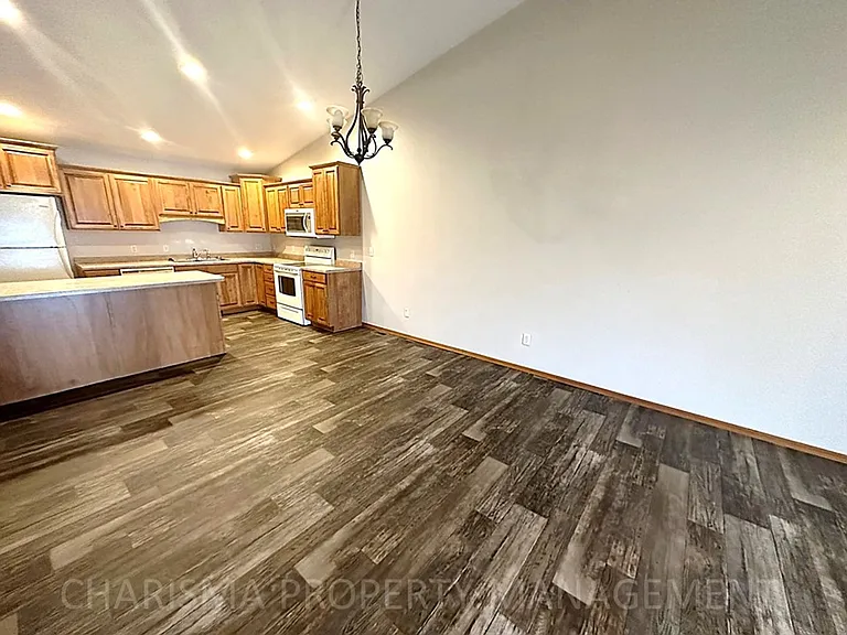 5505 W Rebecca St — Photo 11