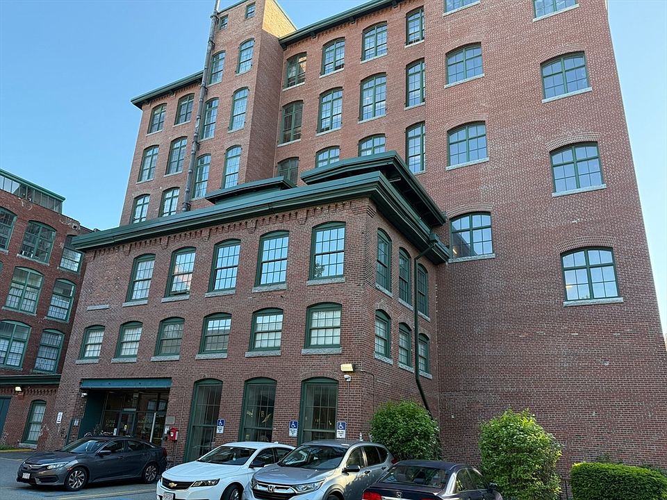 1st image of 200 Market St APT 215