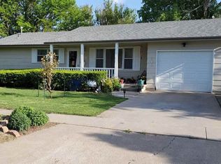 310 E Hillcrest Ave, Cimarron, KS 67835